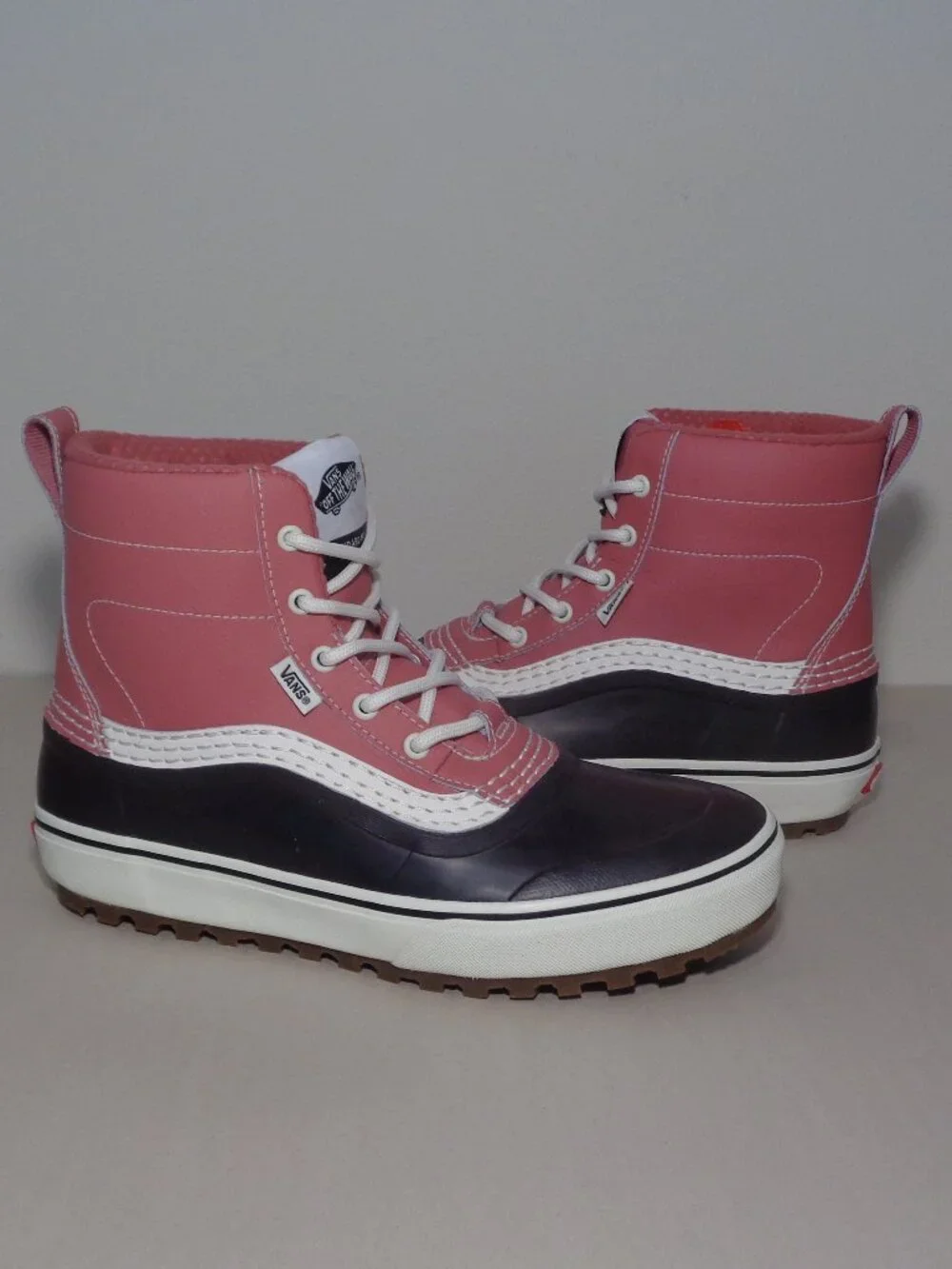 Vans Size 10 M / MTE STANDARD MID WATERPROOF / Dark Port / Boots New Men's Shoes
